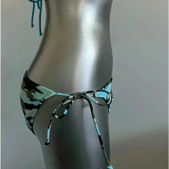 FREE 🆕➕size Swimsuit  String Bikini Bottoms - Picture 4 of 16